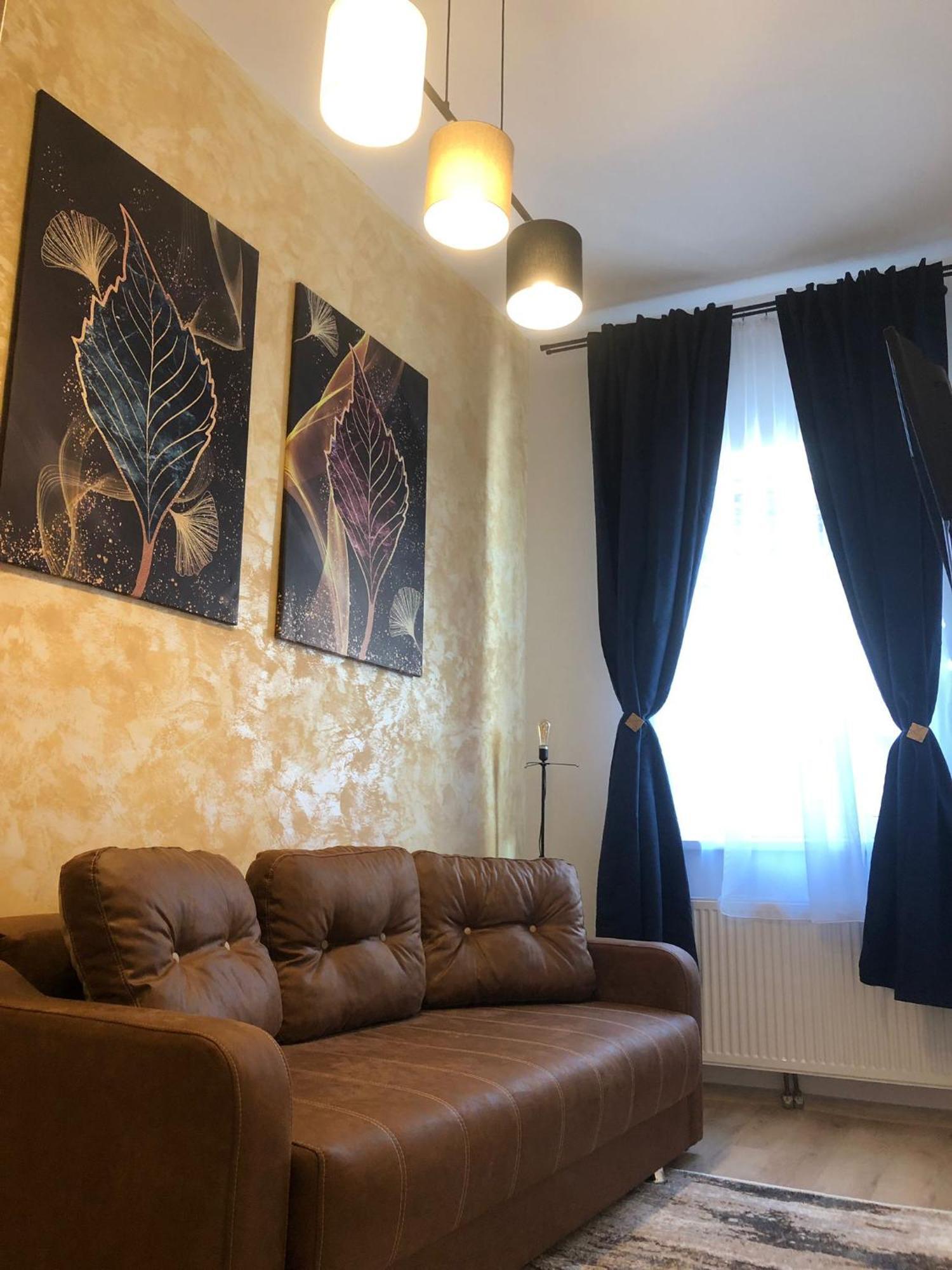 Urban Central Apartments Брашов Экстерьер фото
