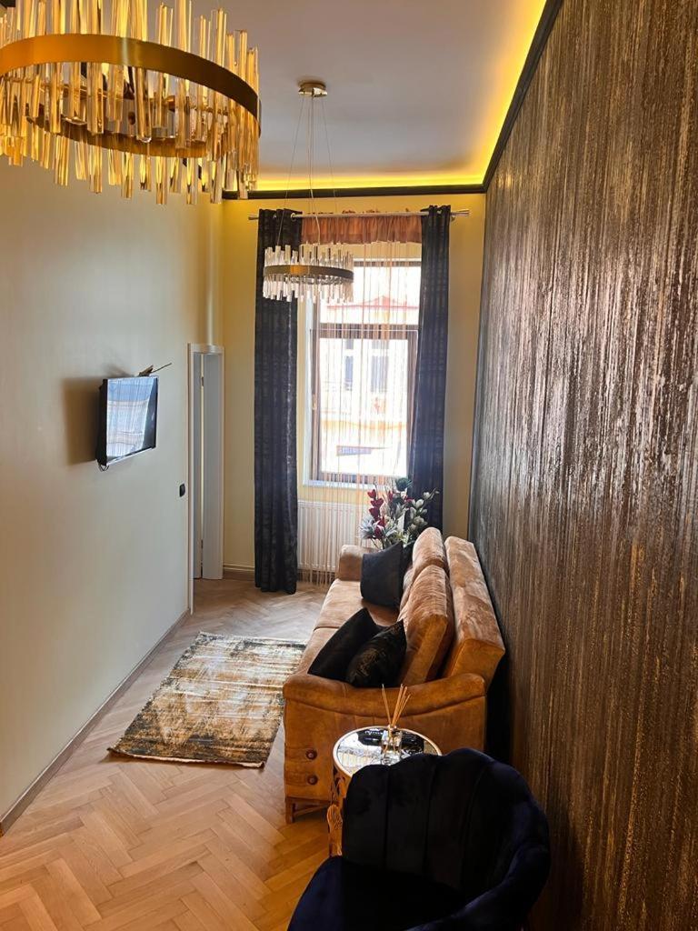 Urban Central Apartments Брашов Экстерьер фото